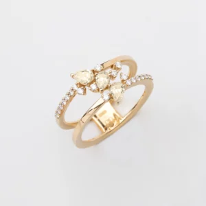 Bague en or jaune, diamants et diamants fancy jaune